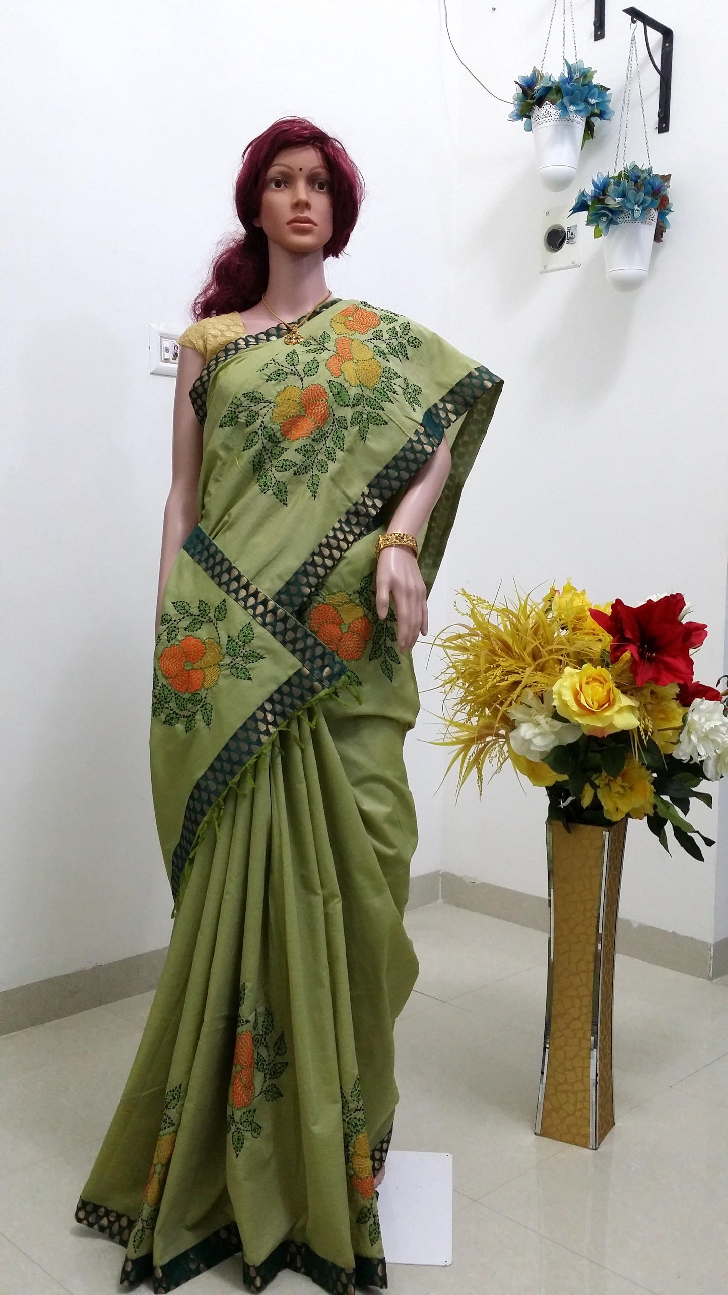 Kantha work on cotton silk saree; DISPLAY PURPOSE; CAN BE DONE BASED ON CUSTOMER REQUEST