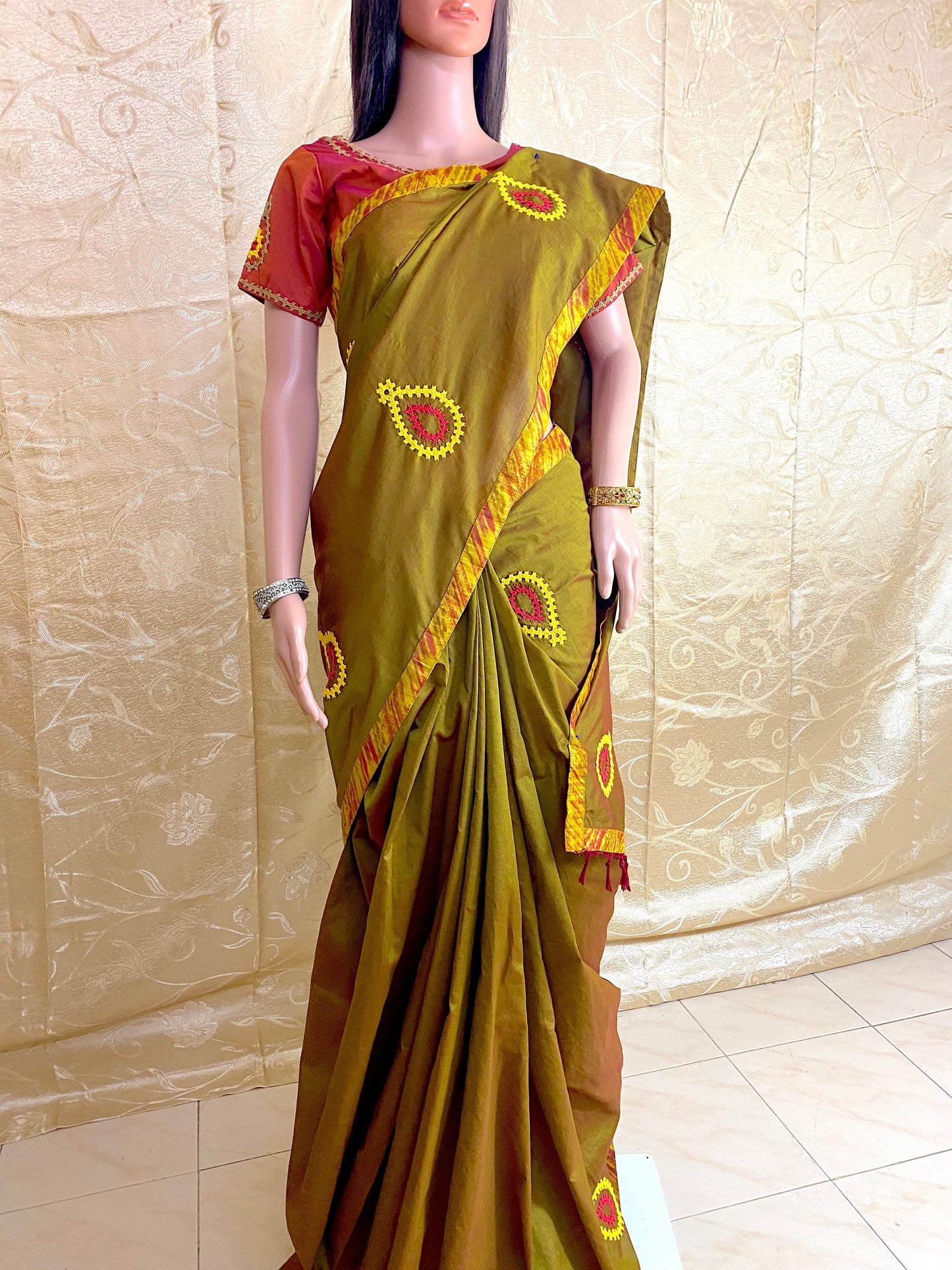 Kutch Work Saree  Code: 1 ACS 51b- For DISPLAY ; CAN BE DONE UPON REQUEST